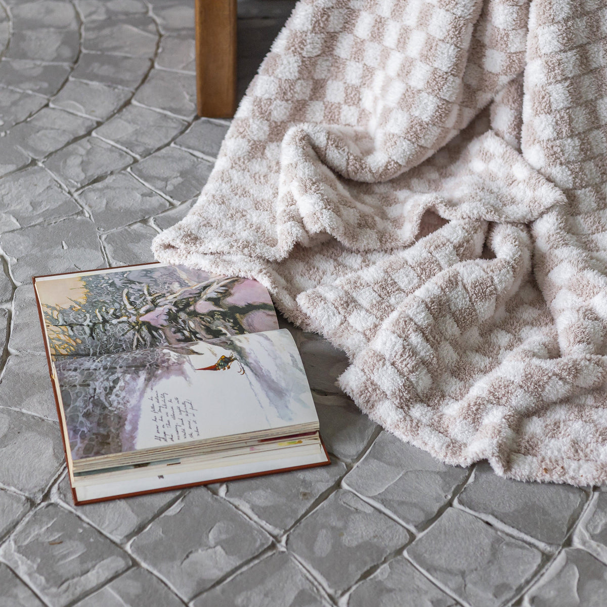Beige Check Heavyweight Knit Throw