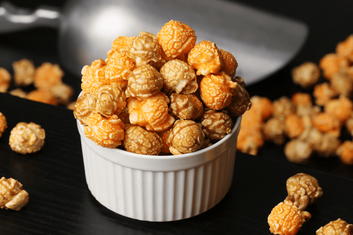 Caramel & Cheddar Popcorn Mix